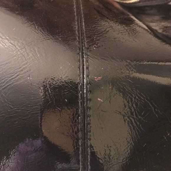 GAP - Picture 3 of 4